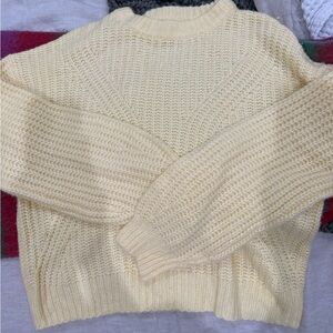 Women's Pale Yellow Sweater
